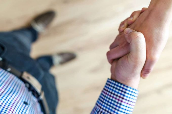 What is the difference between a lending and financing company?